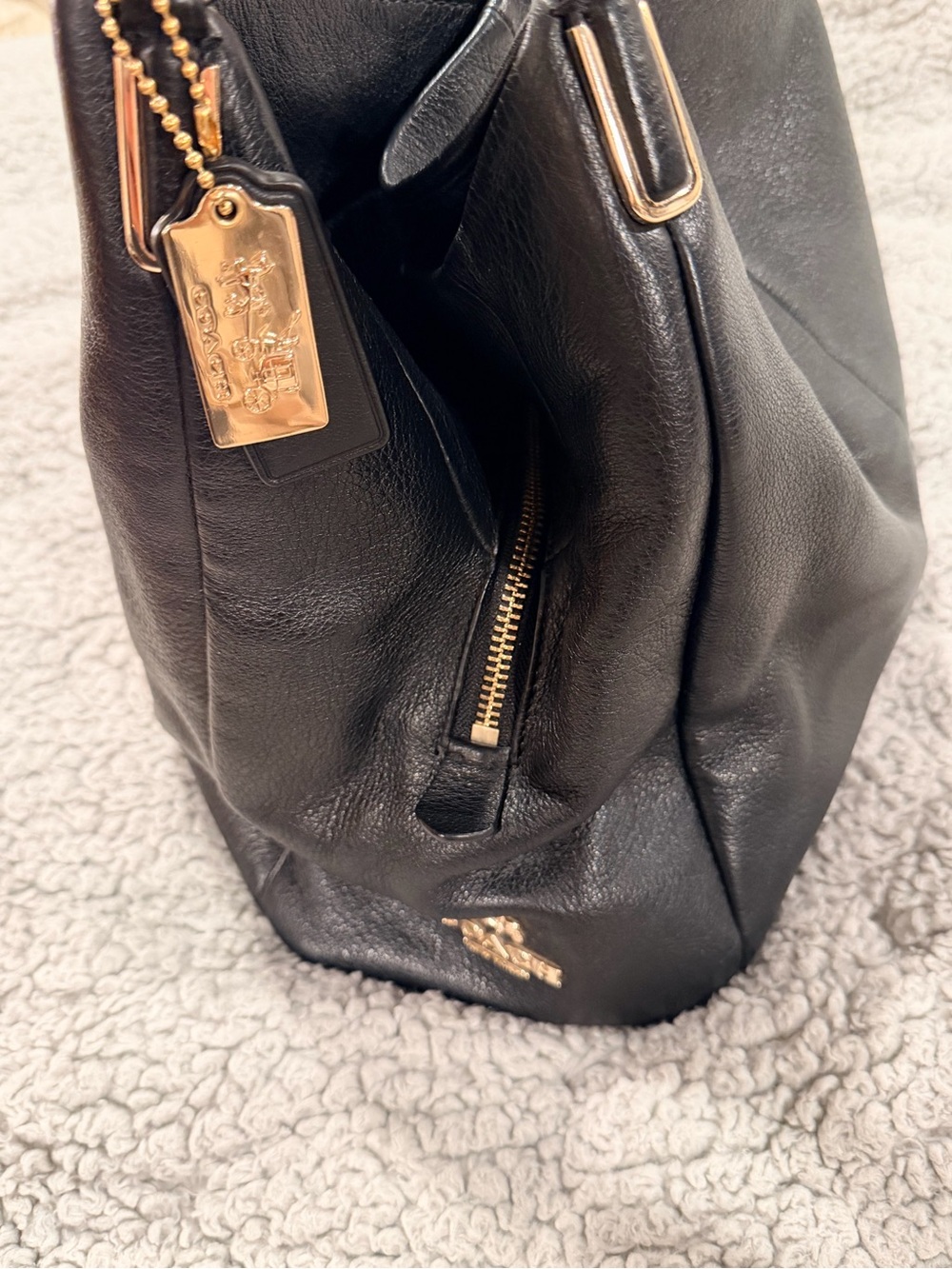 Coach Madison Pheobe Black pebble leather bag Excellent condition - Picture 5 of 16